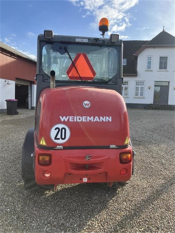 Weidemann 2070 LP - Компактный фронтальный погрузчик: фото 4 Weidemann 2070 LP - Компактный фронтальный погрузчик: фото 4