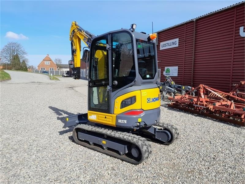 XCMG Xe27e - Мини-экскаватор: фото 2 XCMG Xe27e - Мини-экскаватор: фото 2