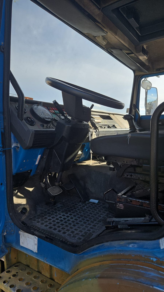 RENAULT G290 - Тягач: фото 2 RENAULT G290 - Тягач: фото 2