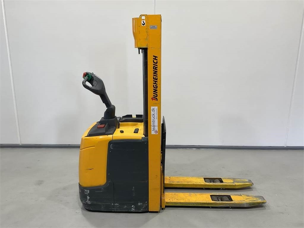 Jungheinrich ERC 214 - Штабелер: фото 1 Jungheinrich ERC 214 - Штабелер: фото 1