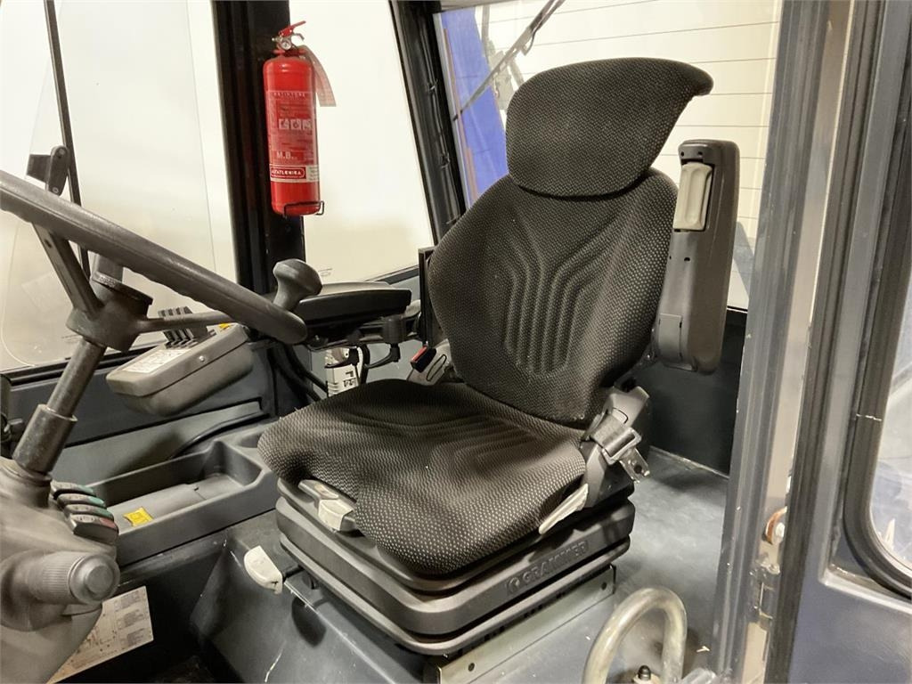 Mora EP85RA  - Электропогрузчик: фото 5 Mora EP85RA  - Электропогрузчик: фото 5