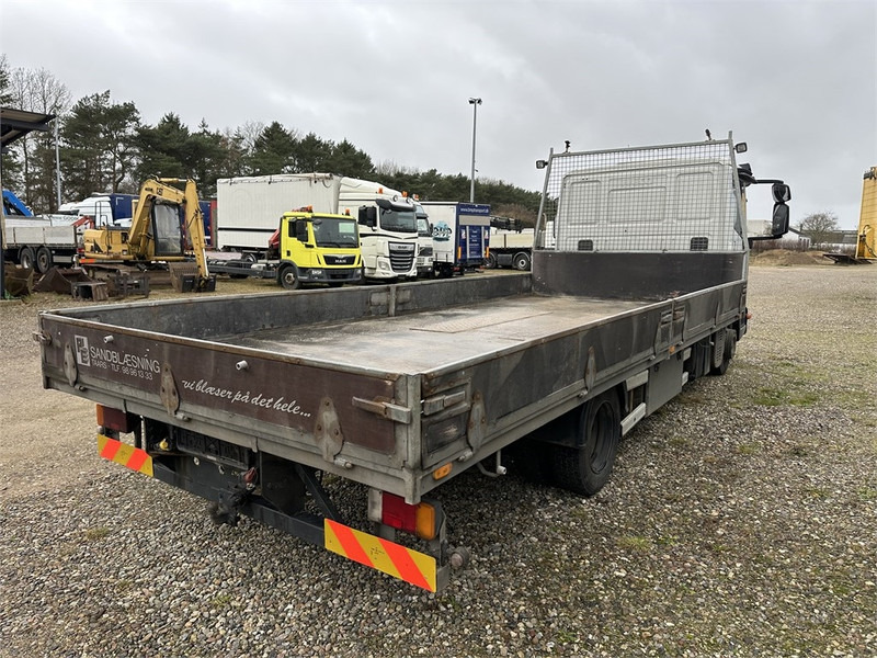 Iveco Eurocargo 80 E18 - Грузовик бортовой/ Платформа: фото 3 Iveco Eurocargo 80 E18 - Грузовик бортовой/ Платформа: фото 3