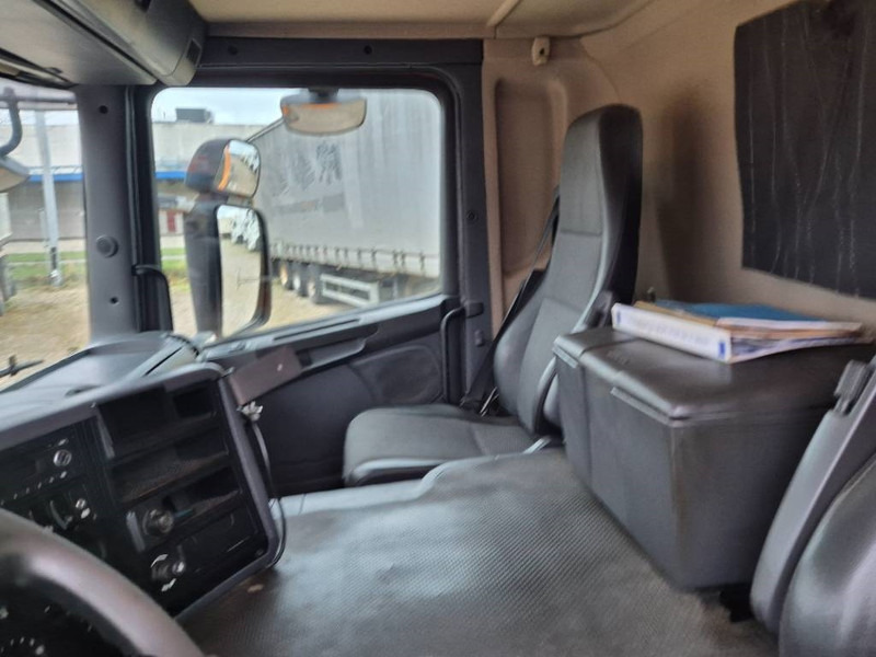 Самосвал Scania P400 8x4/4 // FULL AIR // 3 side-Tipper: фото 16 Самосвал Scania P400 8x4/4 // FULL AIR // 3 side-Tipper: фото 16