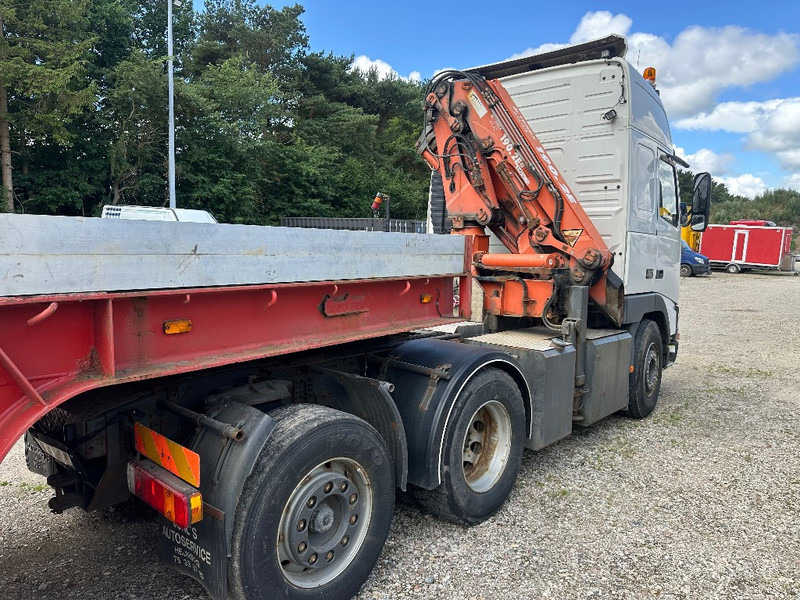 Volvo FH 12 460 6x2 with Terex 190.2E crane + remote - Тягач: фото 4 Volvo FH 12 460 6x2 with Terex 190.2E crane + remote - Тягач: фото 4