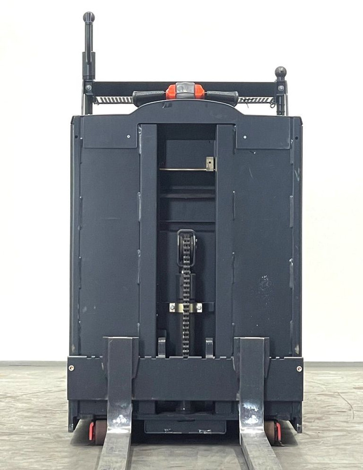Linde V08-1110 - Сборщик заказов: фото 4 Linde V08-1110 - Сборщик заказов: фото 4