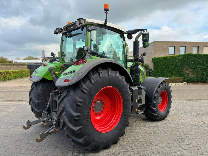 Fendt 724 Vario Gen 6 Profi Plus - Трактор: фото 3 Fendt 724 Vario Gen 6 Profi Plus - Трактор: фото 3