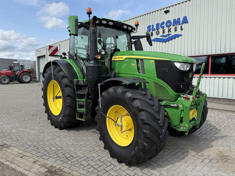 John Deere 6R250 Autpowr - Трактор: фото 4 John Deere 6R250 Autpowr - Трактор: фото 4