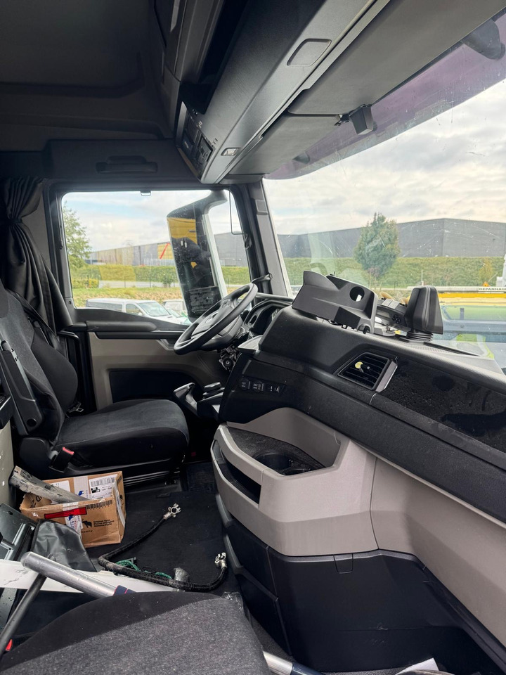 MAN TGX 18.520 - Тягач: фото 5 MAN TGX 18.520 - Тягач: фото 5