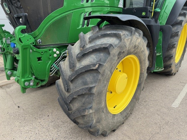JOHN DEERE 6155M - Трактор: фото 2 JOHN DEERE 6155M - Трактор: фото 2