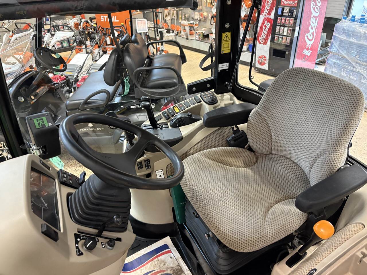 John Deere 4066R Compact Tractor - Минитрактор: фото 4 John Deere 4066R Compact Tractor - Минитрактор: фото 4
