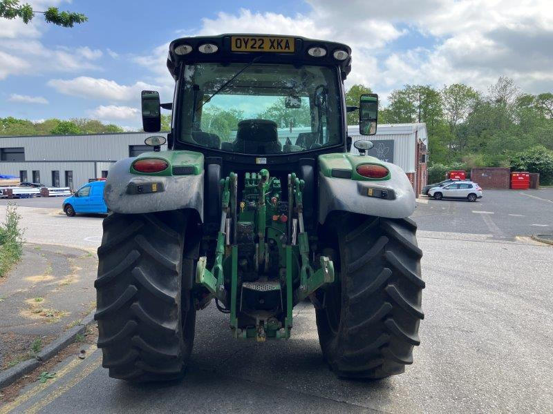 John Deere 6130R - Трактор: фото 4 John Deere 6130R - Трактор: фото 4