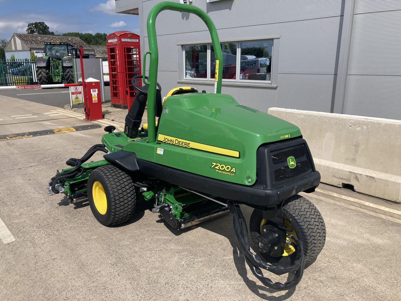 John Deere 7200A utility mower - Газонокосилка: фото 3 John Deere 7200A utility mower - Газонокосилка: фото 3
