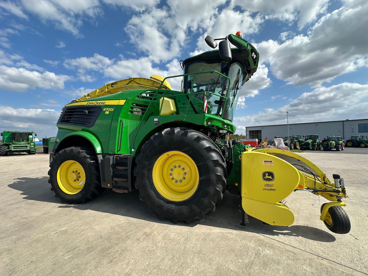 John Deere 9700I - Кормоуборочный комбайн: фото 1 John Deere 9700I - Кормоуборочный комбайн: фото 1