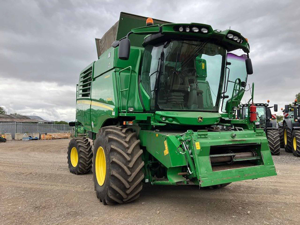 John Deere T560i HillMaster - Зерноуборочный комбайн: фото 2 John Deere T560i HillMaster - Зерноуборочный комбайн: фото 2