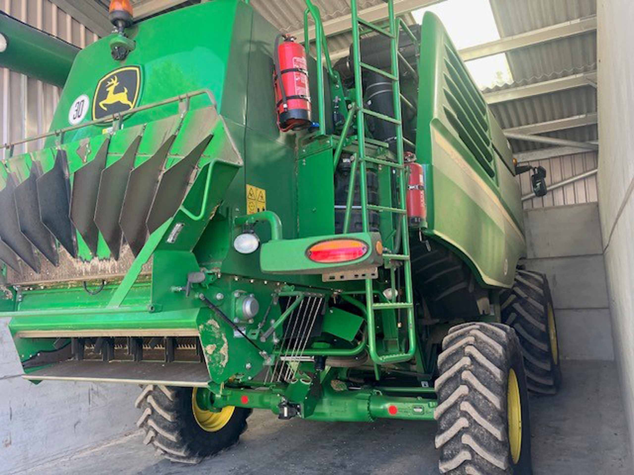 John Deere T560i HillMaster - Зерноуборочный комбайн: фото 1 John Deere T560i HillMaster - Зерноуборочный комбайн: фото 1
