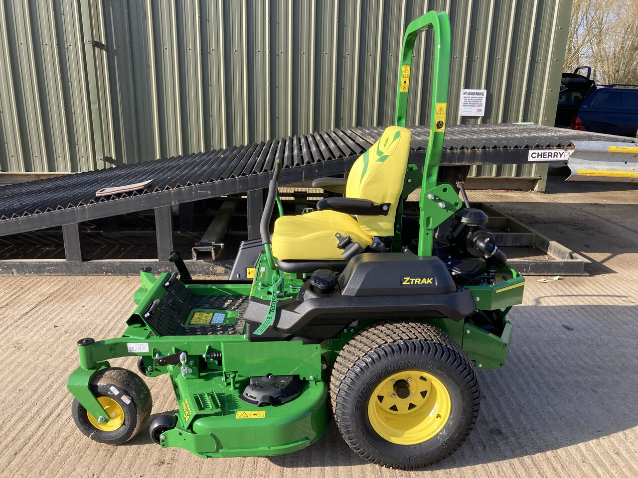 John Deere Z740R zero turn rotary mower - Газонокосилка: фото 2 John Deere Z740R zero turn rotary mower - Газонокосилка: фото 2