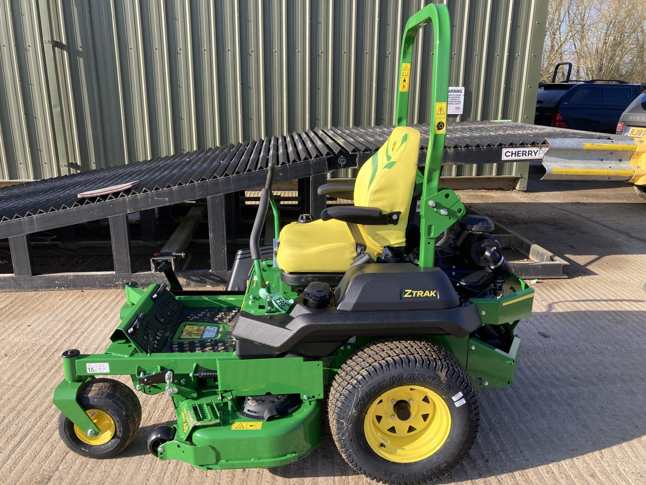 John Deere Z740R zero turn rotary mower - Газонокосилка: фото 2 John Deere Z740R zero turn rotary mower - Газонокосилка: фото 2