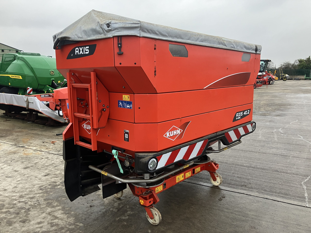 Kuhn Axis 40.2 H-EMC Varispread Pro - Разбрасыватель удобрений: фото 1 Kuhn Axis 40.2 H-EMC Varispread Pro - Разбрасыватель удобрений: фото 1