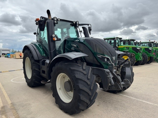 VALTRA T214 - Трактор: фото 4 VALTRA T214 - Трактор: фото 4