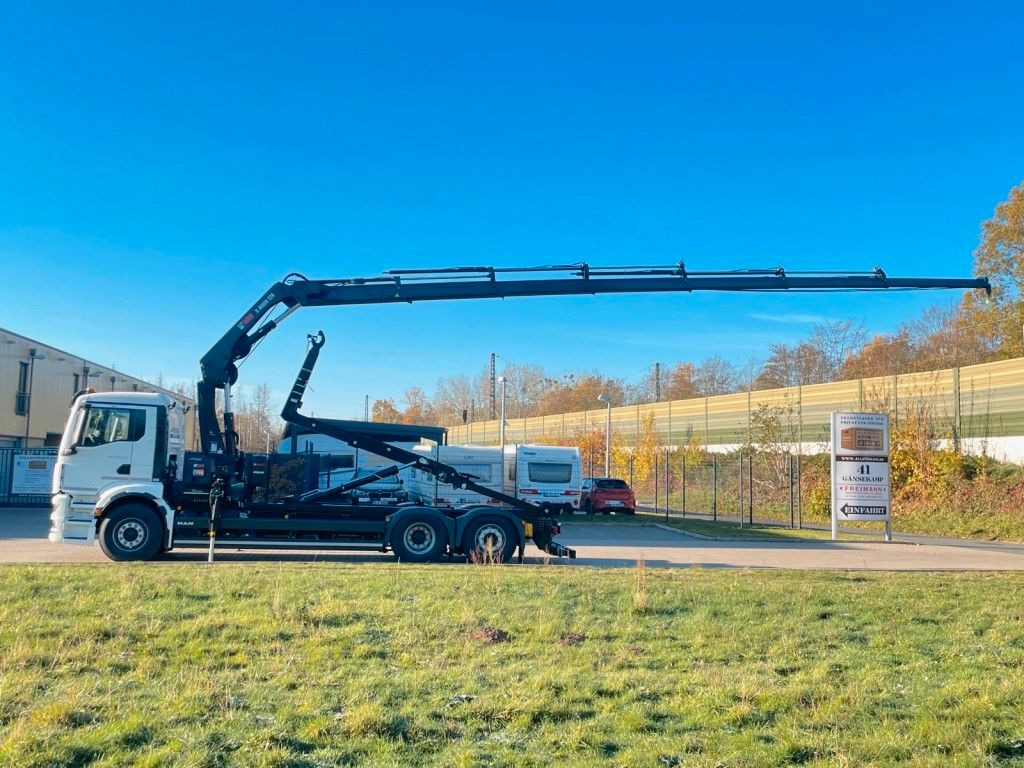 MAN TGS 26.470 6x2 Abrollkipper + Kran Hiab 228-6 - Крюковой мультилифт, Автоманипулятор: фото 3 MAN TGS 26.470 6x2 Abrollkipper + Kran Hiab 228-6 - Крюковой мультилифт, Автоманипулятор: фото 3