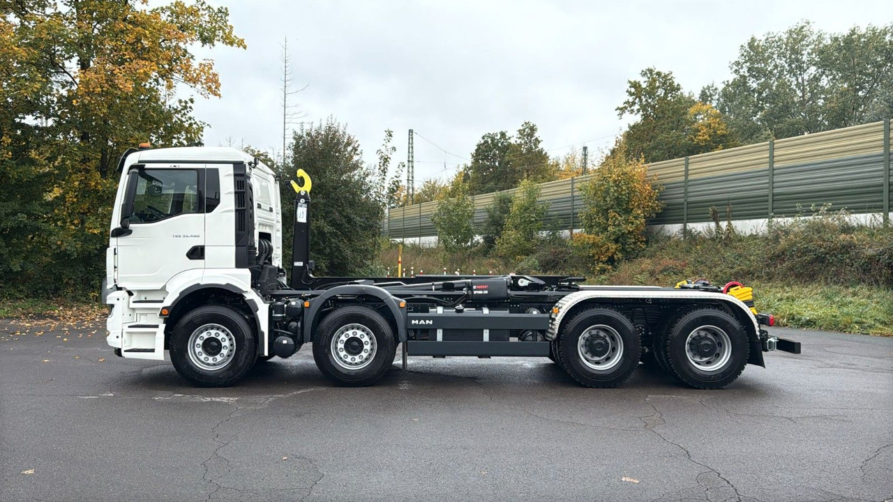 MAN TGS 35.480 8x4 Euro6e Hiab MultLift Abrollkipper - Крюковой мультилифт, Автоманипулятор: фото 2 MAN TGS 35.480 8x4 Euro6e Hiab MultLift Abrollkipper - Крюковой мультилифт, Автоманипулятор: фото 2