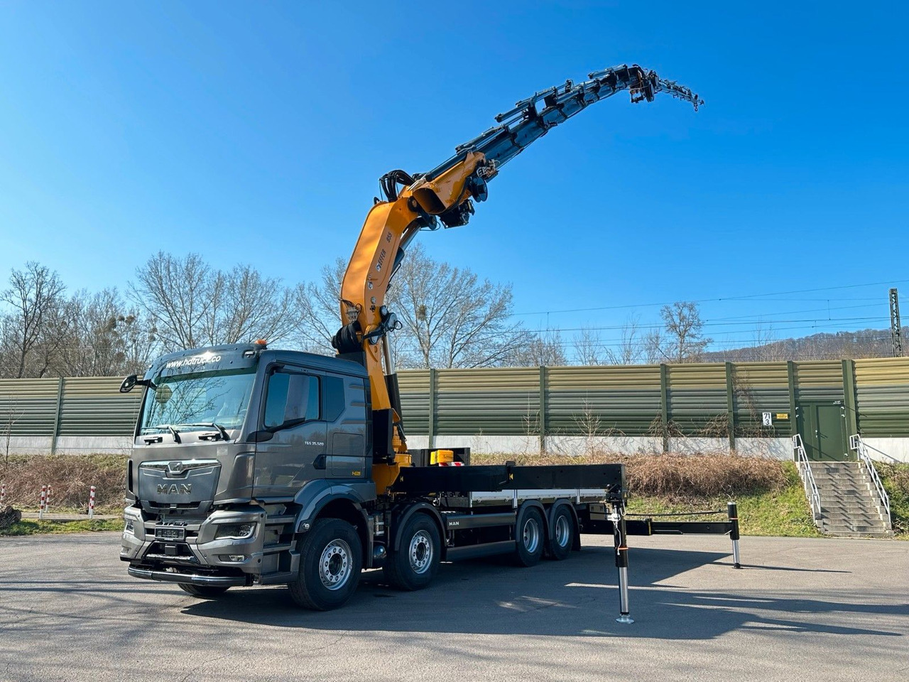 MAN TGS 35.520 8X4 TG 3 EFFER 955-8s +Jib 6sAUTOKRAN - Автоманипулятор: фото 1 MAN TGS 35.520 8X4 TG 3 EFFER 955-8s +Jib 6sAUTOKRAN - Автоманипулятор: фото 1
