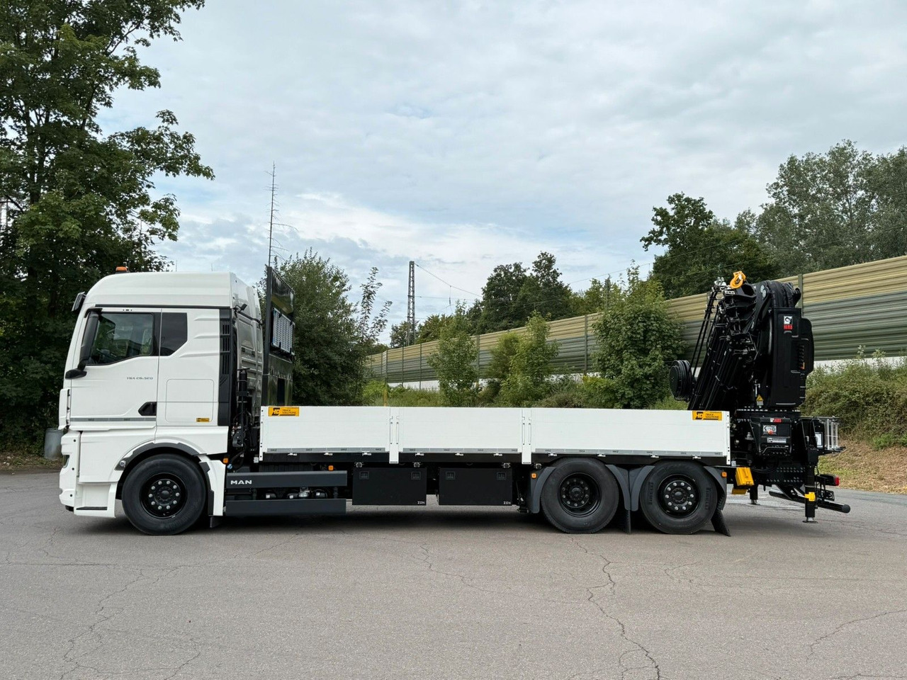 MAN TGX 26.520 TG3 Retarder / 6X2 Hiab 548 E 8 - Автоманипулятор: фото 5 MAN TGX 26.520 TG3 Retarder / 6X2 Hiab 548 E 8 - Автоманипулятор: фото 5