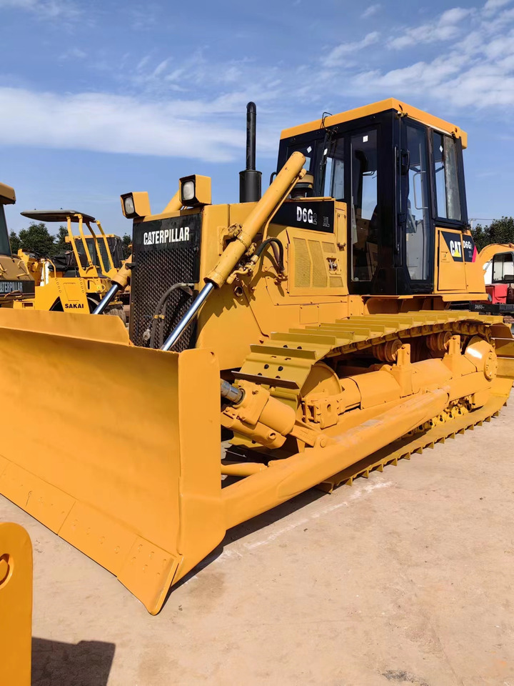 CATERPILLAR D6G2 - Бульдозер: фото 3 CATERPILLAR D6G2 - Бульдозер: фото 3