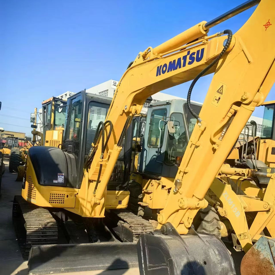 High Quality Mini Komatsu PC 55MR 5.5 Ton Earth-Moving Machine with Motor Engine Gearbox Gear in Stock - Мини-экскаватор: фото 1 High Quality Mini Komatsu PC 55MR 5.5 Ton Earth-Moving Machine with Motor Engine Gearbox Gear in Stock - Мини-экскаватор: фото 1
