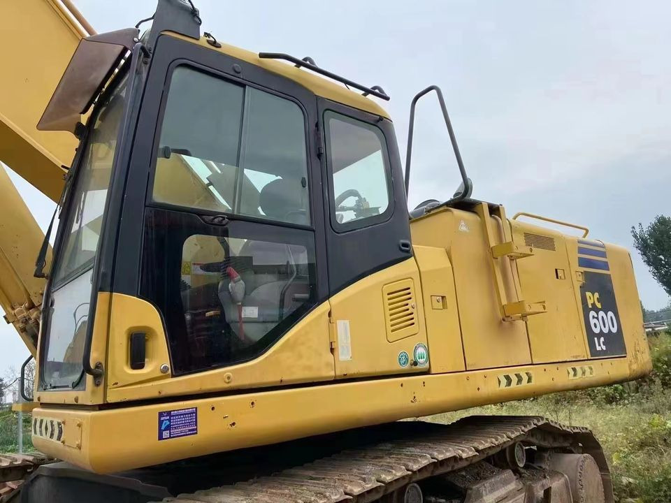 Original Good Condition USED Excavator PC600LC-8 60 Ton Excavator Crawler Excavator for Komatsu on Sale - Гусеничный экскаватор: фото 5 Original Good Condition USED Excavator PC600LC-8 60 Ton Excavator Crawler Excavator for Komatsu on Sale - Гусеничный экскаватор: фото 5