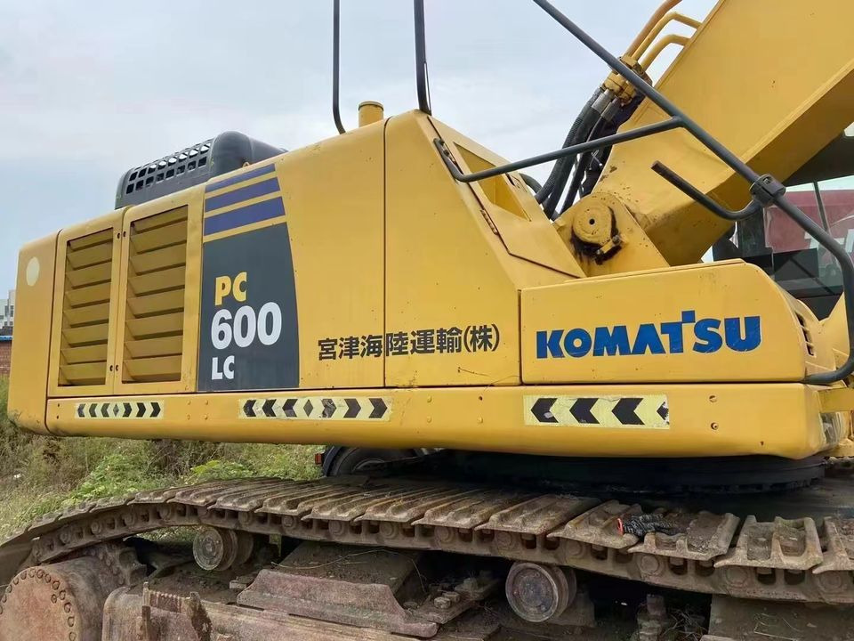 Original Good Condition USED Excavator PC600LC-8 60 Ton Excavator Crawler Excavator for Komatsu on Sale - Гусеничный экскаватор: фото 4 Original Good Condition USED Excavator PC600LC-8 60 Ton Excavator Crawler Excavator for Komatsu on Sale - Гусеничный экскаватор: фото 4