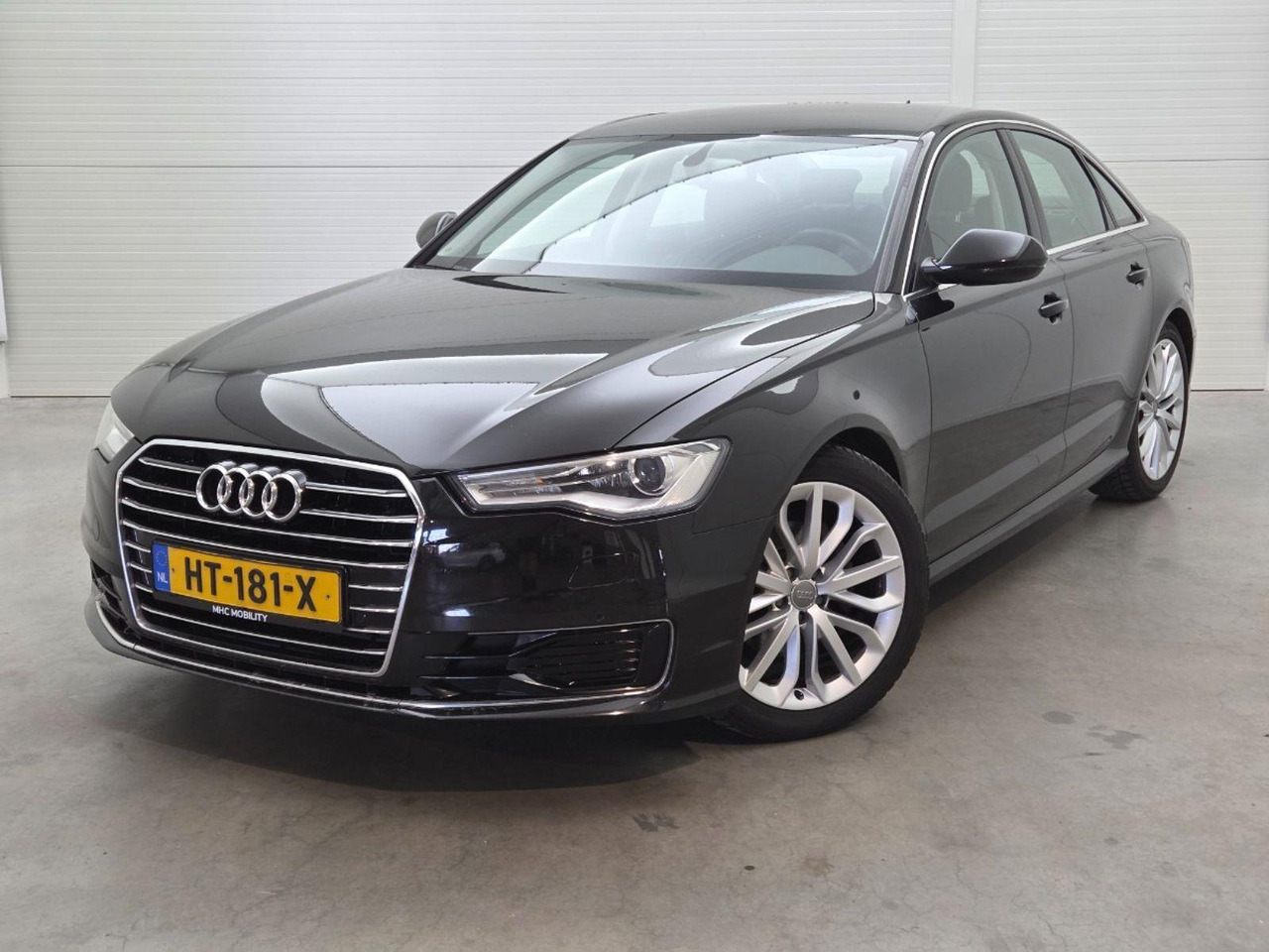 Audi A6 Limousine 1.8 TFSI ultra Automatic Business Edition | 2016 | 202.875 km | Automaat | HT181X | NAP: Logisch - Седан: фото 1 Audi A6 Limousine 1.8 TFSI ultra Automatic Business Edition | 2016 | 202.875 km | Automaat | HT181X | NAP: Logisch - Седан: фото 1