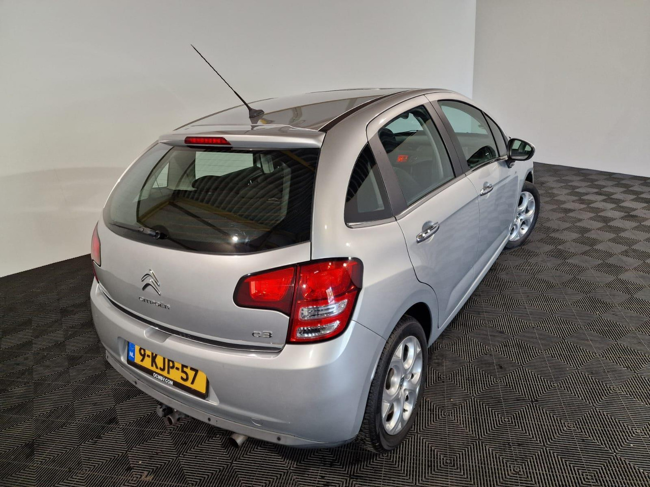 Citroen C3 1.6 Vti | 2012 | 193.593 km | 9-KJP-57 - Хэтчбек: фото 4 Citroen C3 1.6 Vti | 2012 | 193.593 km | 9-KJP-57 - Хэтчбек: фото 4