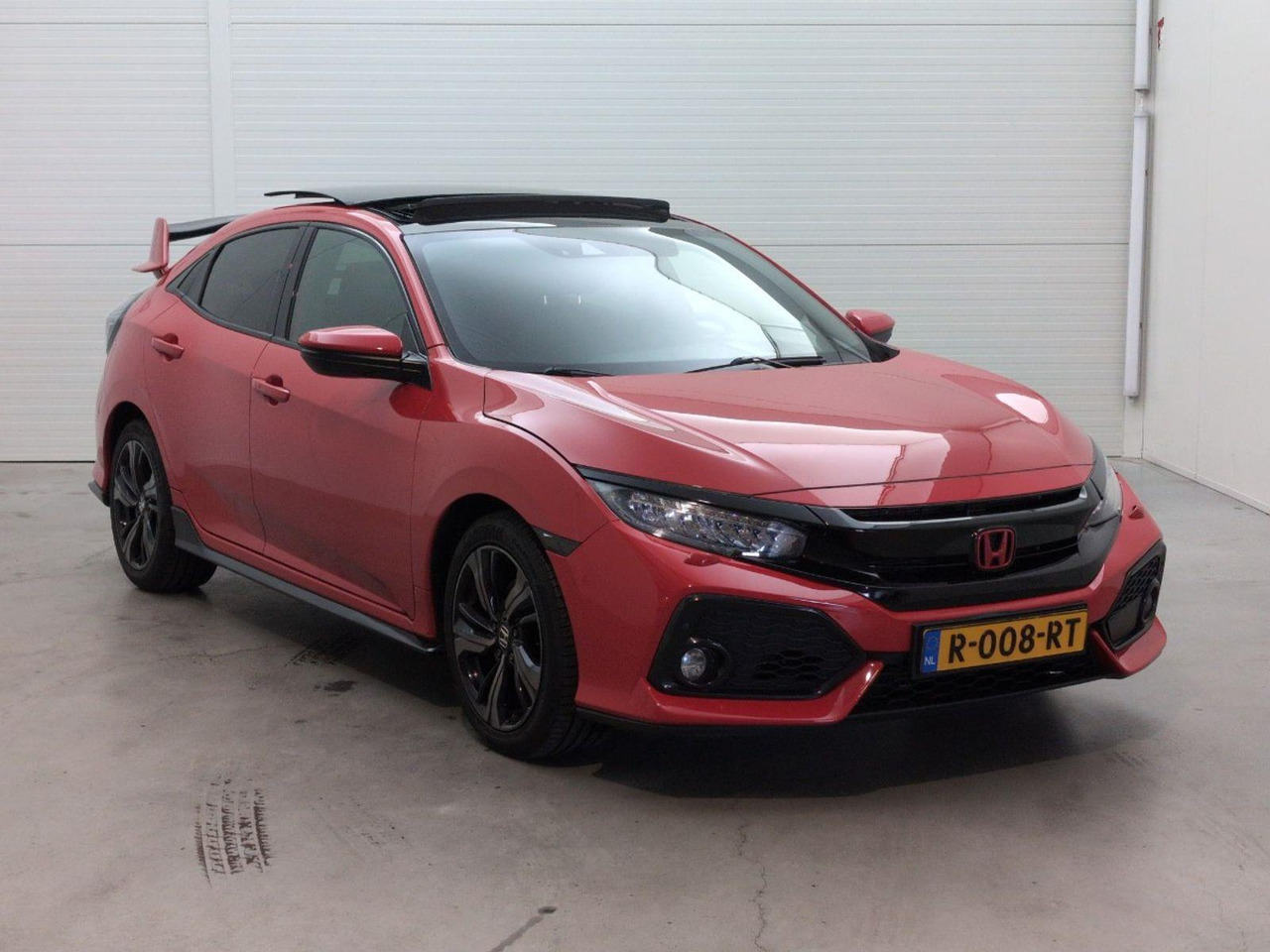 Honda Civic 1.5 i - VTEC Prestige | 2018 | 141.226 km | Automaat | R008RT | NAP: Geen oordeel - Хэтчбек: фото 2 Honda Civic 1.5 i - VTEC Prestige | 2018 | 141.226 km | Automaat | R008RT | NAP: Geen oordeel - Хэтчбек: фото 2