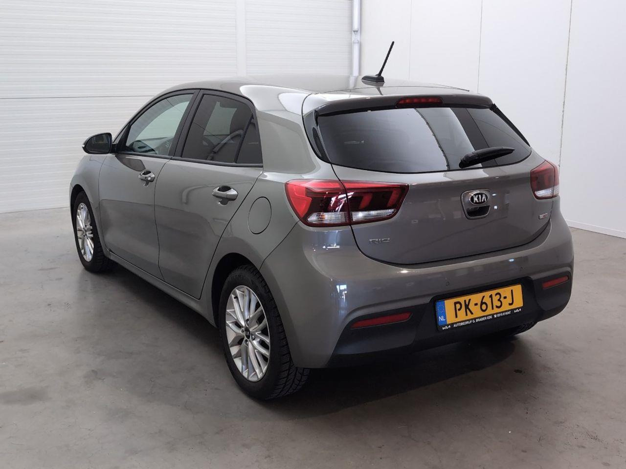 Kia Rio 1.0 TGDI DynamicLine | 2017 | 204.280 km | PK613J | NAP: Logisch - Хэтчбек: фото 3 Kia Rio 1.0 TGDI DynamicLine | 2017 | 204.280 km | PK613J | NAP: Logisch - Хэтчбек: фото 3