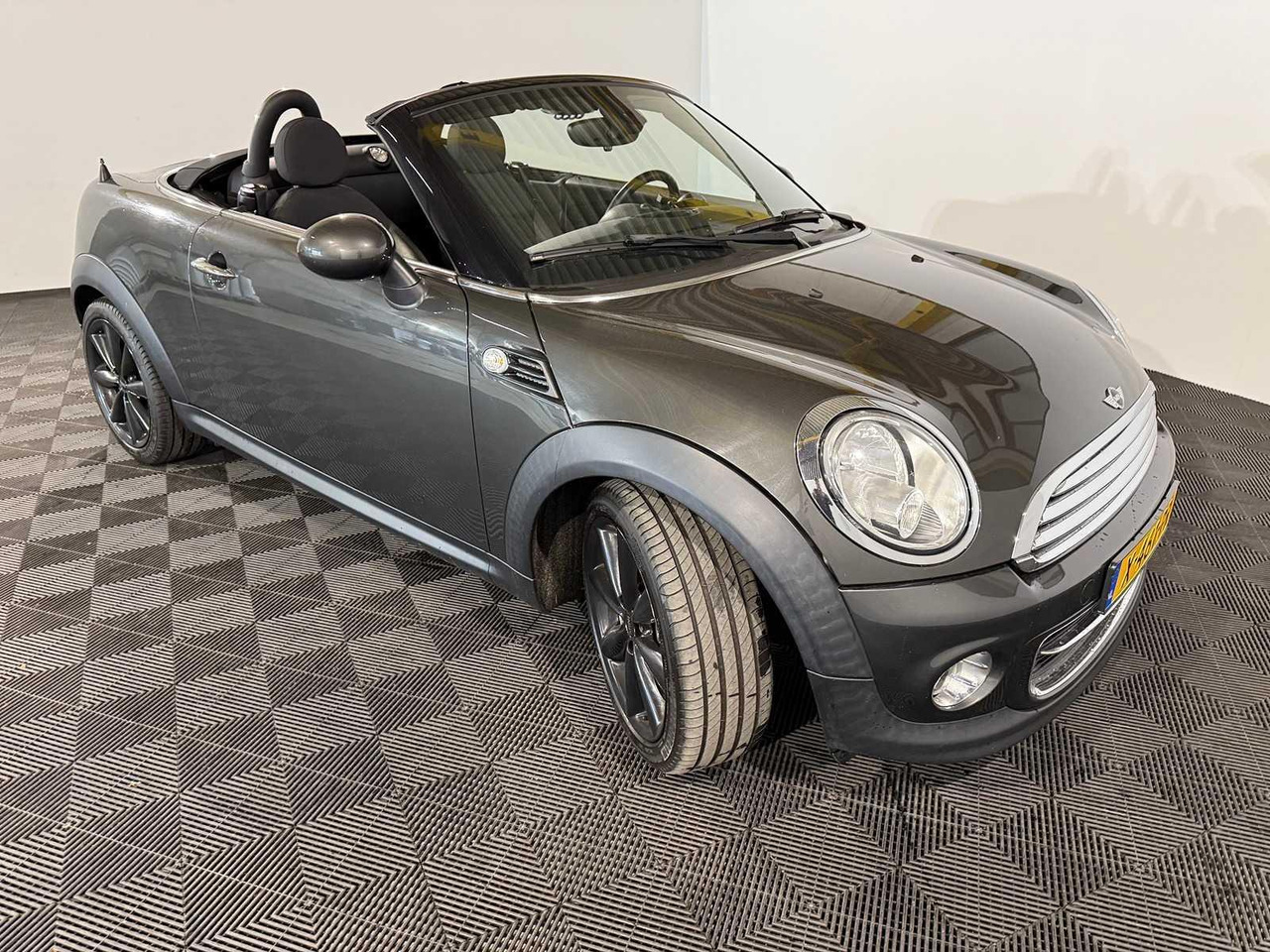Mini Mini Roadster 1.6 Cooper | 2012 | 123.482 km | X-461-PR - Легковой автомобиль: фото 3 Mini Mini Roadster 1.6 Cooper | 2012 | 123.482 km | X-461-PR - Легковой автомобиль: фото 3