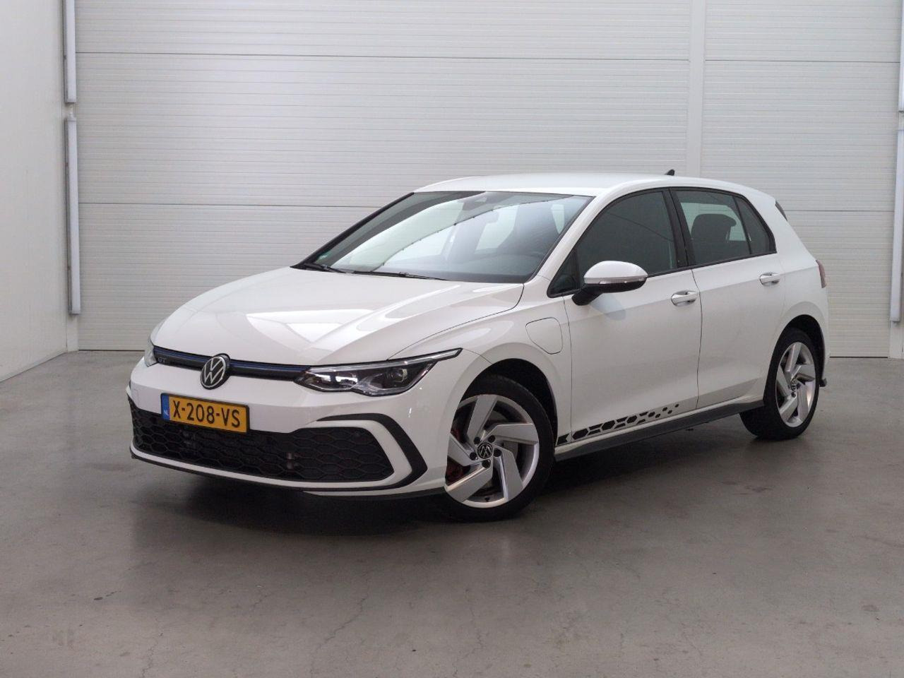 Volkswagen Golf 1.4 eHybrid GTE | 2021 | 89.795 km | Automaat | X208VS | NAP: Geen oordeel - Хэтчбек: фото 1 Volkswagen Golf 1.4 eHybrid GTE | 2021 | 89.795 km | Automaat | X208VS | NAP: Geen oordeel - Хэтчбек: фото 1