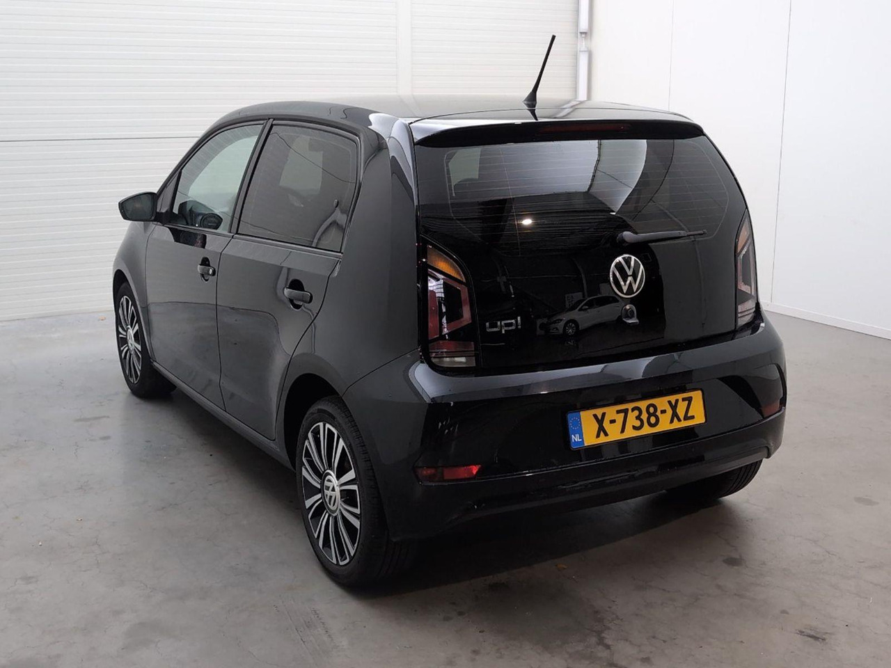 Volkswagen Up! 1.0 | 2020 | 123.971 km | X738XZ | NAP: Geen oordeel - Хэтчбек: фото 3 Volkswagen Up! 1.0 | 2020 | 123.971 km | X738XZ | NAP: Geen oordeel - Хэтчбек: фото 3