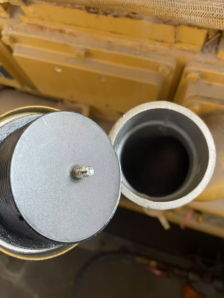 CATPILLAR 3512 - Инструмент/ Оборудование: фото 2 CATPILLAR 3512 - Инструмент/ Оборудование: фото 2