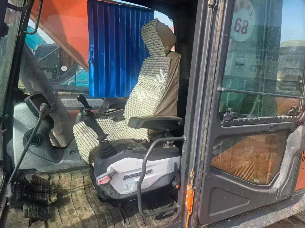 DOOSAN DX380 - Строительная техника: фото 2 DOOSAN DX380 - Строительная техника: фото 2