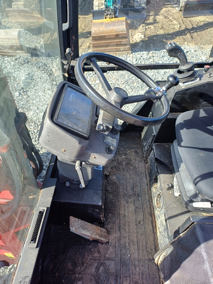 Колёсный погрузчик Schäffer 870TD Teleskooppi puomilla: фото 12