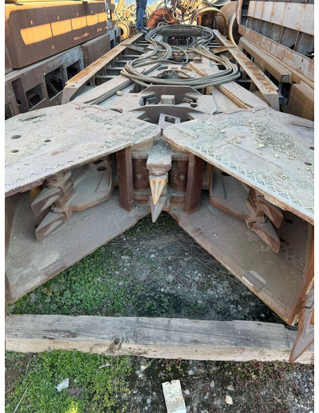 Liebherr Stein HT Diaphragm Wall Grab - Грейфер для Строительной техники: фото 4 Liebherr Stein HT Diaphragm Wall Grab - Грейфер для Строительной техники: фото 4