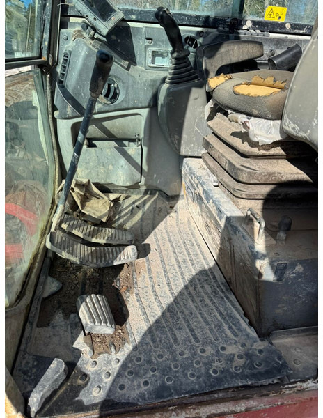 Takeuchi TB260 - Мини-экскаватор: фото 2 Takeuchi TB260 - Мини-экскаватор: фото 2