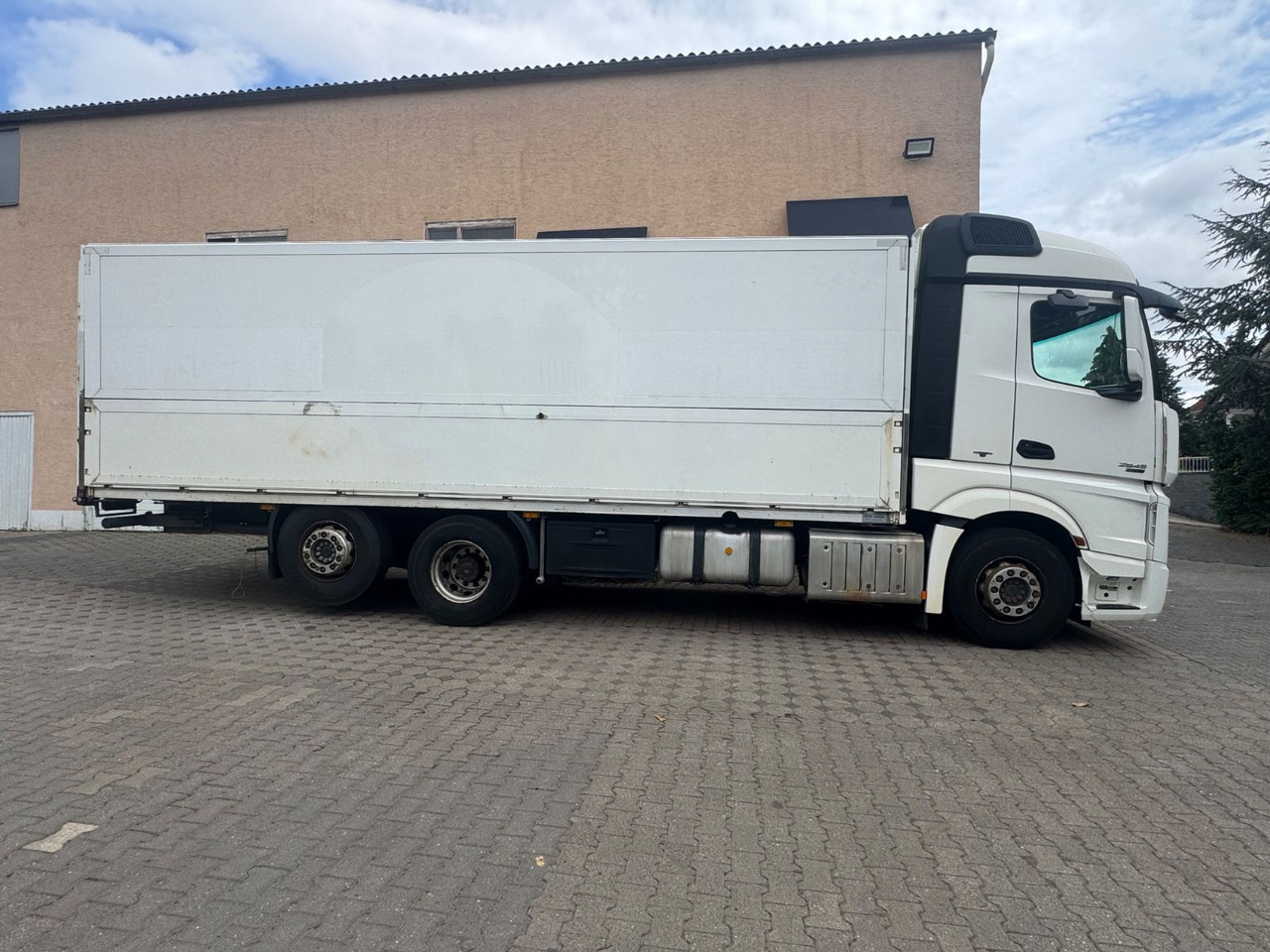 Mercedes-Benz Actros2545/Lift-Lenk/Mitnahmestp/Retarder - Грузовик с закрытым кузовом: фото 2 Mercedes-Benz Actros2545/Lift-Lenk/Mitnahmestp/Retarder - Грузовик с закрытым кузовом: фото 2