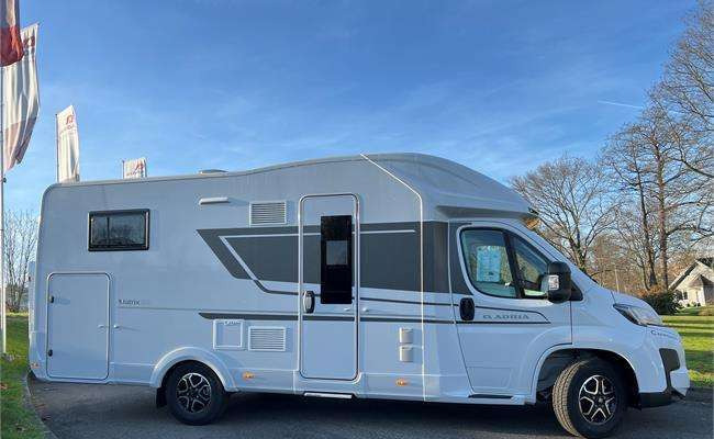 ADRIA Matrix Axess 650 SL - Полуинтегрированный автодом: фото 1 ADRIA Matrix Axess 650 SL - Полуинтегрированный автодом: фото 1