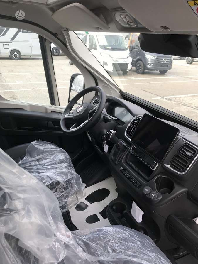 ADRIA Twin Sport 640 SG - Кастенваген: фото 4 ADRIA Twin Sport 640 SG - Кастенваген: фото 4