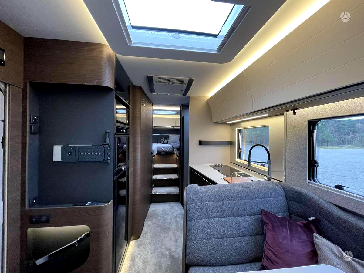 Adria Super Sonic 780 SL - Интегрированный автодом: фото 4 Adria Super Sonic 780 SL - Интегрированный автодом: фото 4
