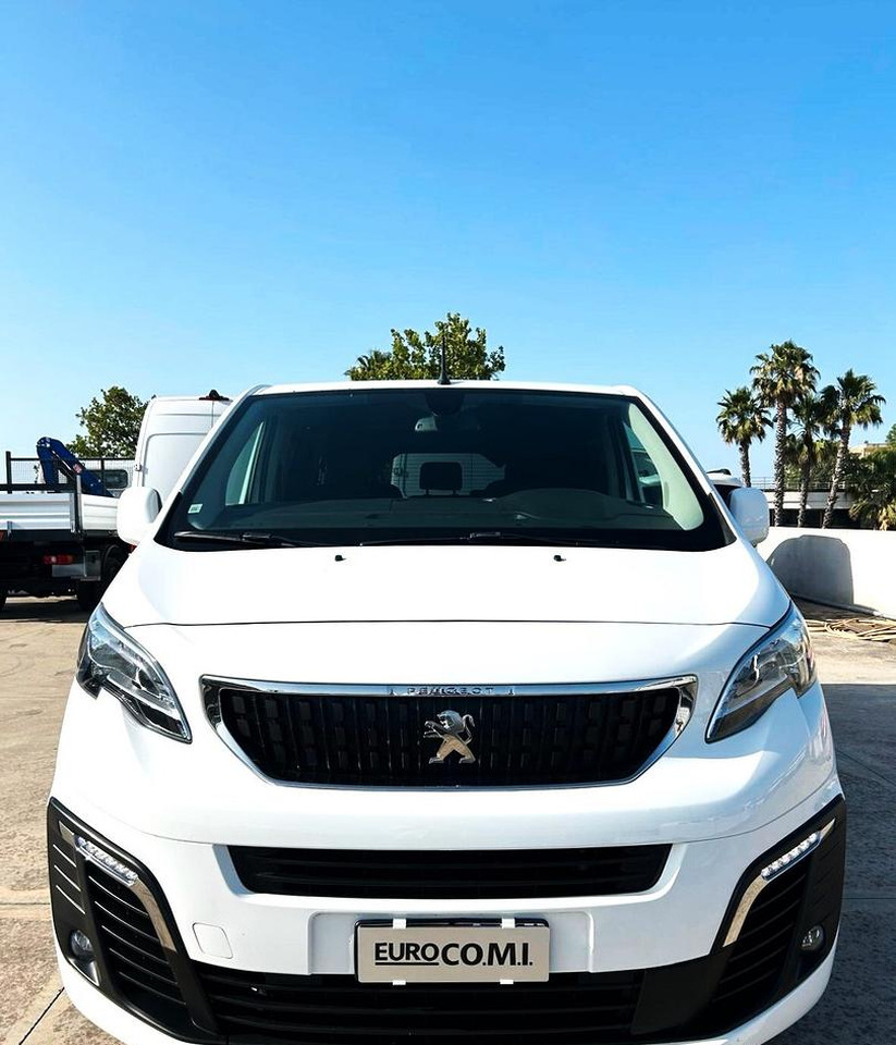 Peugeot Expert Traveller 2.0 HDi 150 cv Autocarro - Грузопассажирский фургон: фото 2 Peugeot Expert Traveller 2.0 HDi 150 cv Autocarro - Грузопассажирский фургон: фото 2