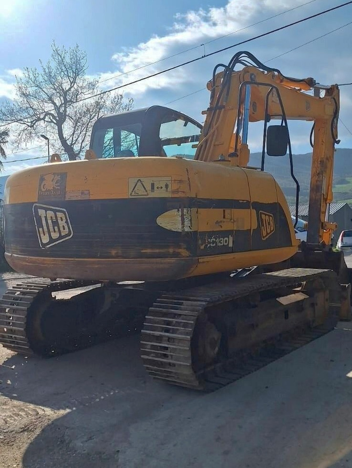 JCB JS130 - Гусеничный экскаватор: фото 5 JCB JS130 - Гусеничный экскаватор: фото 5
