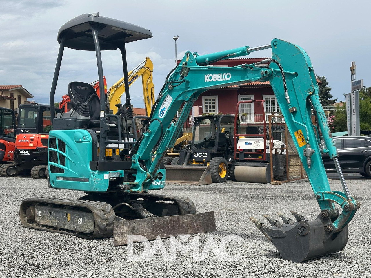 KOBELCO SK17SR-3E - Мини-экскаватор: фото 1 KOBELCO SK17SR-3E - Мини-экскаватор: фото 1